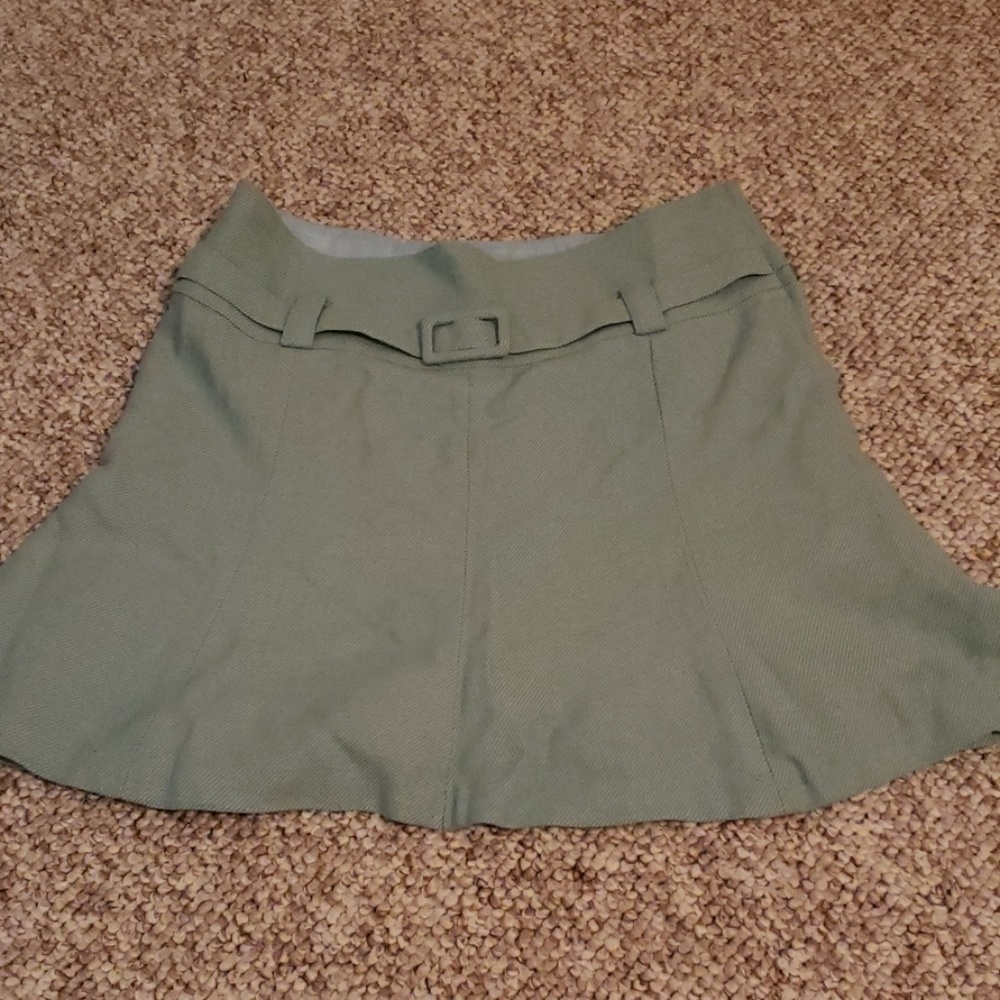Like new Green H &M skirt